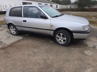 Nissan Sunny (1992) по запчастям