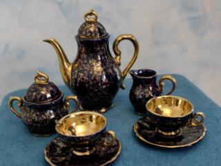 Сервиз на двоих, вазы, кувшины