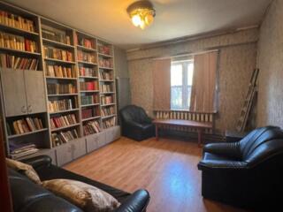 32542 В продажу простора картира на Фонтані. ...