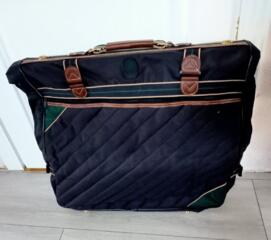 Портплед-дорожная сумка для костюмов.