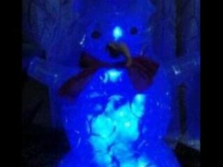 Светящийся олень, снеговик