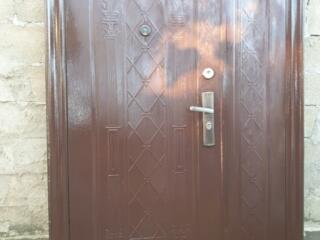 Продам дверь металлическую