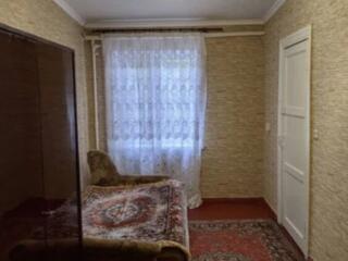 36201. Продам двухкомнатную квартиру в р-не пр. ...