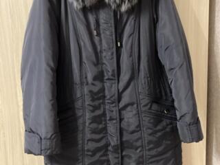 Продам теплое зимнее пальто. Размер 58-60. 450 руб. Мех снимается.