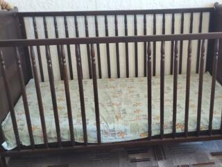 Детская кроватка+ подарок