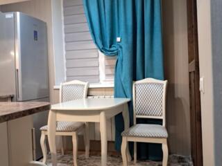 Сдаю посуточно 1-комнатную квартиру -400 леев