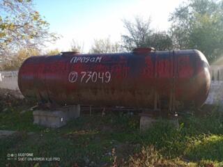 Продаётся ёмкость