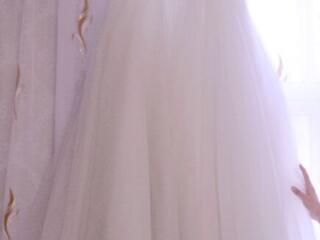 Свадебное платье (не венчанное)!