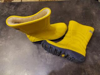 Продам сапоги