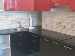 Сдам современную 1 комнатную квартиру на Таирова в новом ЖК "Левитана"