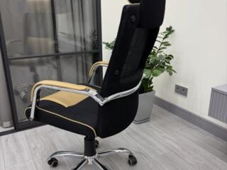 Офисное Кресло