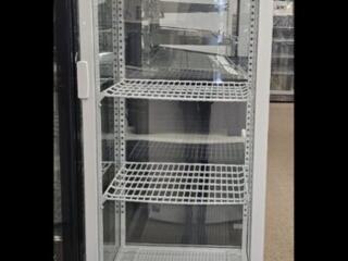 Продам Новую Витрину холодильник
