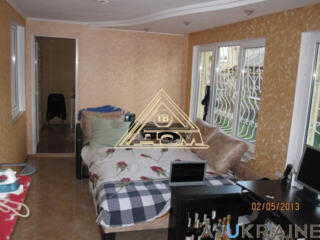 Продам 4-комнатную квартиру на Маршала Жукова