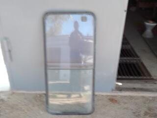 Стекло боковое