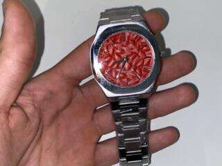 Продам две пары часов