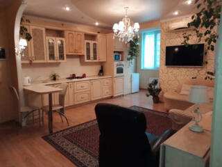 Продам просторную 2-х комнатную квартиру с евроремонтом на ...