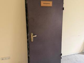 Продаются металлические двери