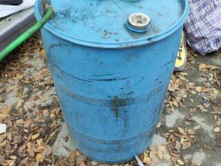 Продам спиртовые бочки для вина, цена 1000 рублей.