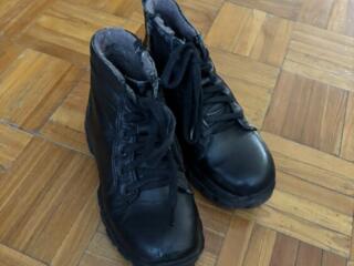 Зимние ботинки