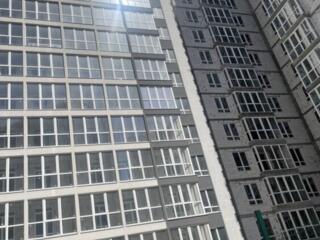 Предлагается к продаже просторная 1-комнатная квартира в Приморском ..