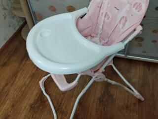 Продается детский стульчик для кормления.