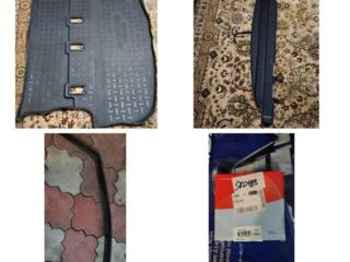 Продам на авенсис версо