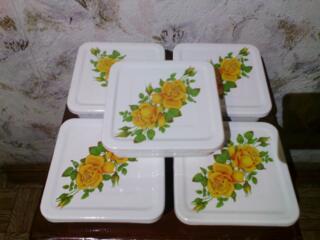 Лотки эмалированные