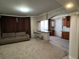 3-комнатная квартира (Ларионова)