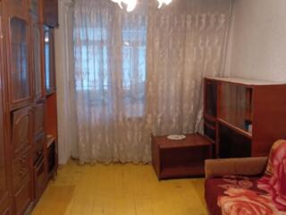 Продаю 3 - комнатную квартиру по ул. Гвардейская 14, второй этаж