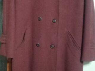 Новое женское пальто двубортное 50/52р-р.