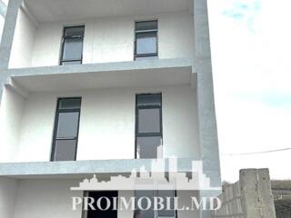 Vă propunem spre vânzare acest townhouse,în com. Bubueci, str. ...
