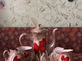 Продам сервиз и вазу