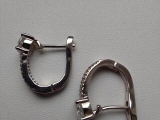 Продаю бижутерию. Цены от 20 до 70 рублей.