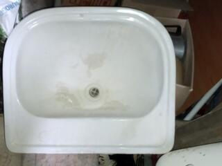 Продам срочно раковины и ножку для нее.