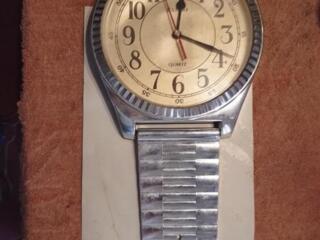 Часы, сейф СССР, Блоки питания, лампа тэны...