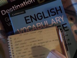 Репетитор по английскому языку для школьников