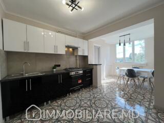 Apartament cu 3 camere, sect. Centru Vă propunem spre vânzare ...