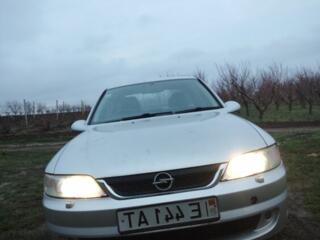 Вектра б 2001 Y20DTH есть всё, недорого