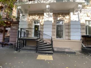 Фасадное помещение в историческом центре Одессы