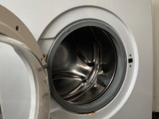 Vând la piese cu 500 lei