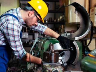 ТОКАРЬ В ЭСТОНИЮ