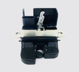 Новый замок задней двери багажника