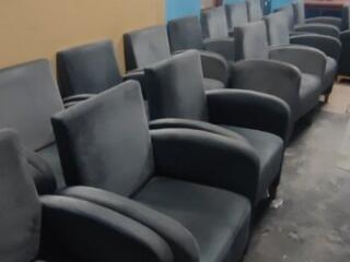 Кто купит сегодня сделаю хорошую скидку Кафе Кафейни Ресторана