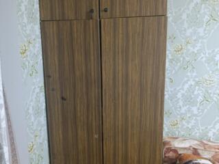 Продам шкаф платяной