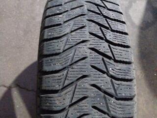 Продам комплект зимних шин 235/70/16