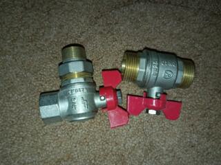 Продам краны для котлов, газовых колонок...