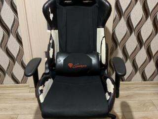 Игровое кресло Genesis Nitro 550