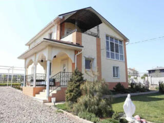 Продам 2-х поверховий будинок біля моря в с.Вапнярка (9 км від Одеси)