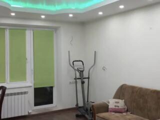 Предлагается к продаже двухкомнатная квартира в районе Дома Павловых. 