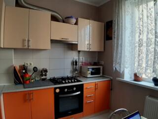 Продам 1-квартиру "Заходи и живи", на поселке Котовского